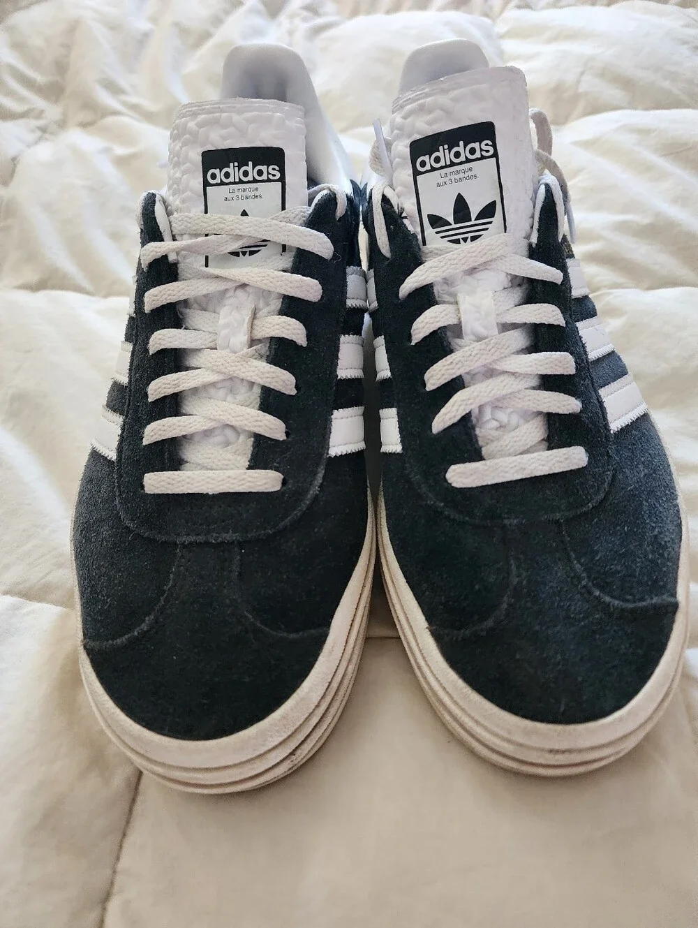 Adidas Gazelle Black & White Suede Sneakers Womans 8 Like New